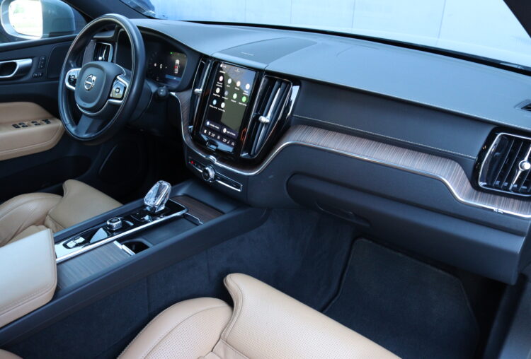 VOLVO XC60 T8 Plug-in AWD Inscription
