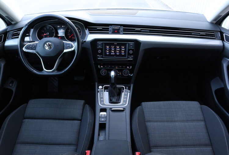 VW Passat B8 Business
