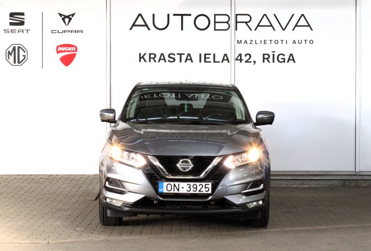Nissan Qashqai N-Connecta AT