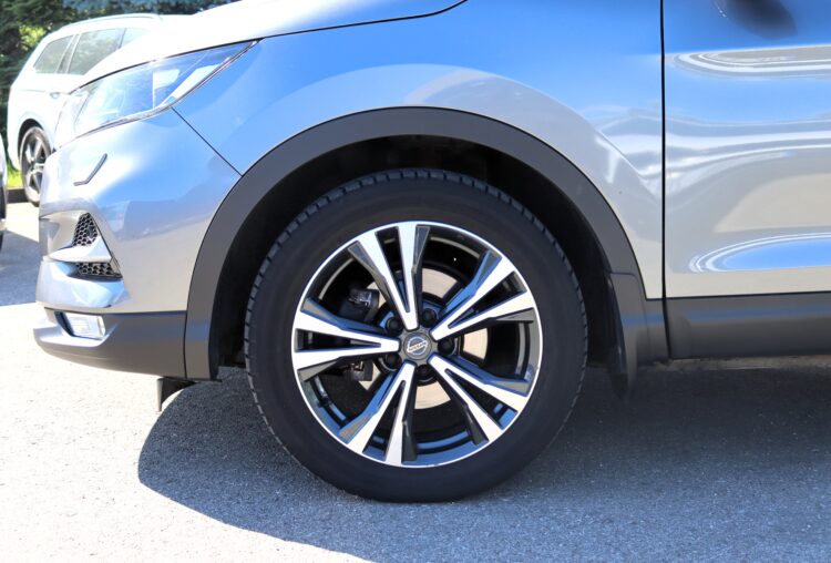 Nissan Qashqai N-Connecta AT