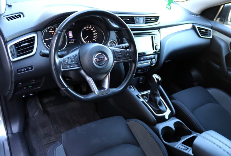 Nissan Qashqai N-Connecta AT