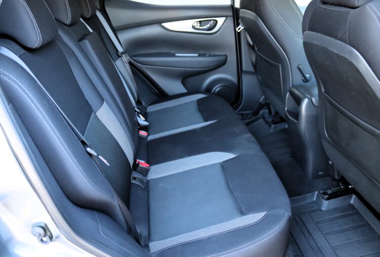 Nissan Qashqai N-Connecta AT