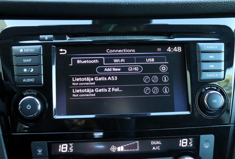 Nissan Qashqai N-Connecta AT