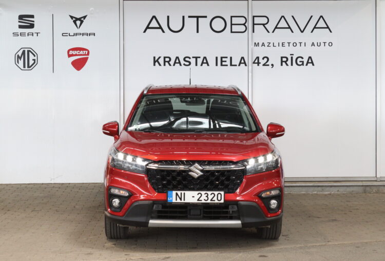 Suzuki S-Cross Hybrid