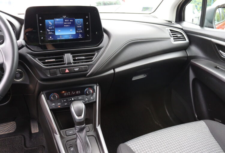 Suzuki S-Cross Hybrid