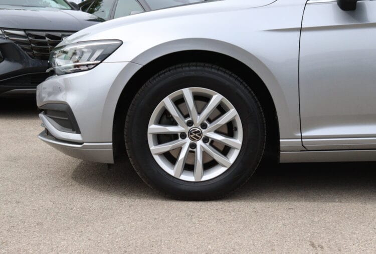 VW Passat B8 Business