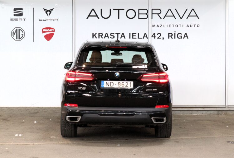 BMW X5 XDRIVE40I