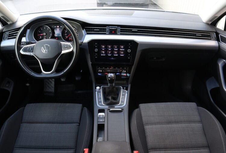 VW Passat B8 Business