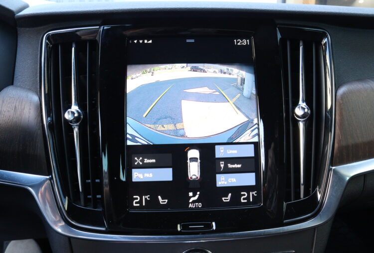 VOLVO V90 Cross Country AWD