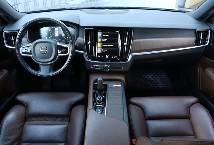 VOLVO V90 Cross Country AWD