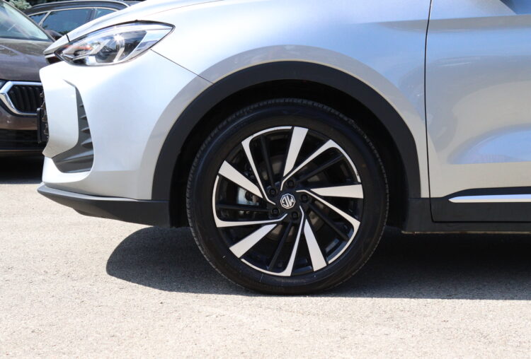 MG ZS Hybrid+