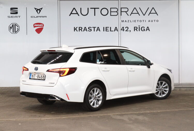 Toyota Corolla Hybrid Touring Sport