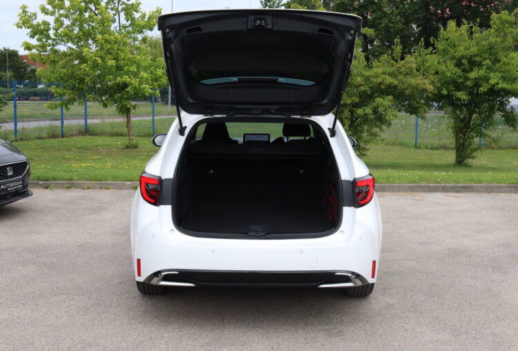 Toyota Corolla Hybrid Touring Sport