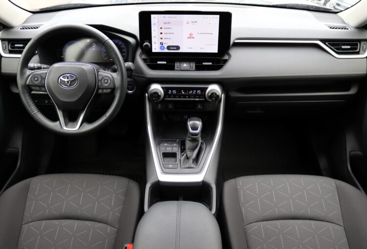 Toyota RAV4 Luxury Hybrid
