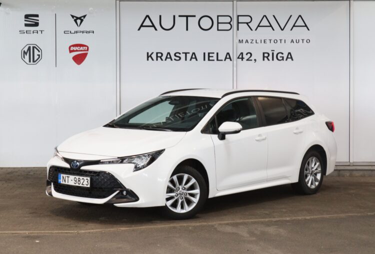 Toyota Corolla Hybrid Touring Sport