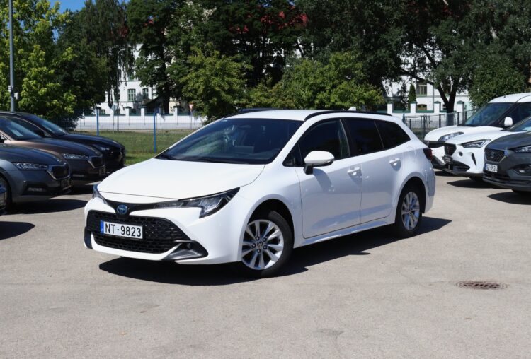 Toyota Corolla Hybrid Touring Sport