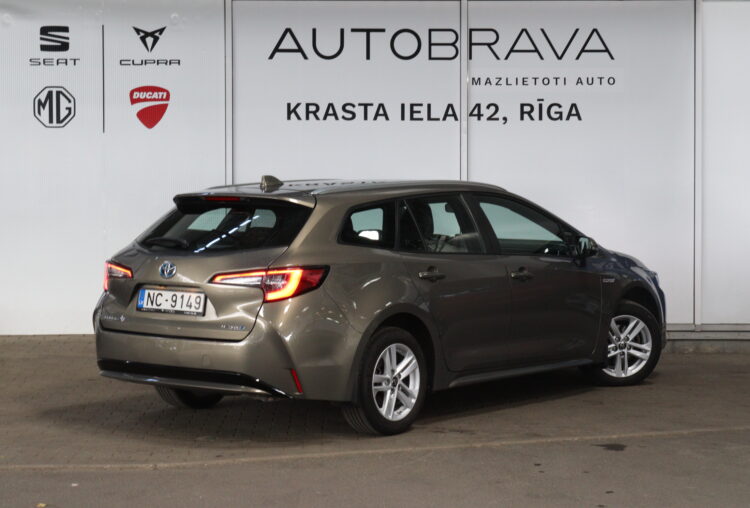 Toyota Corolla Hybrid Touring Sport