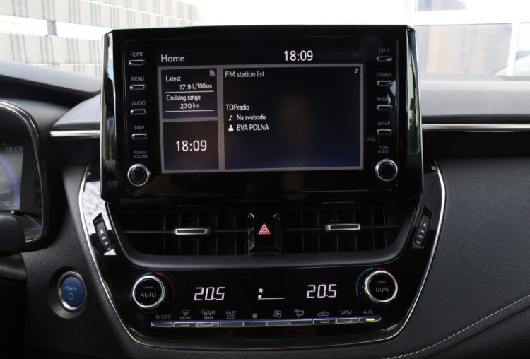 Toyota Corolla Hybrid Touring Sport