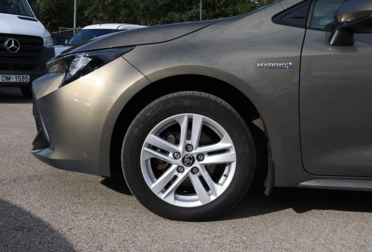 Toyota Corolla Hybrid Touring Sport