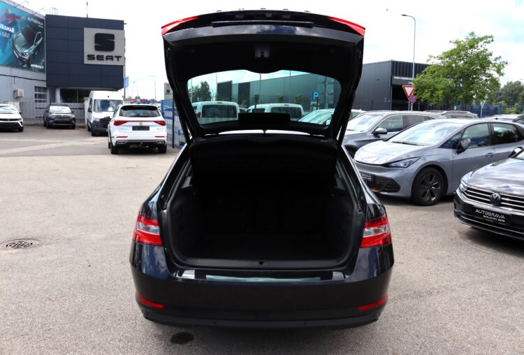 Skoda Superb Ambition