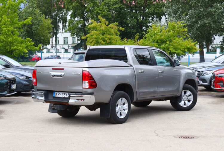 Toyota Hilux Double Cab