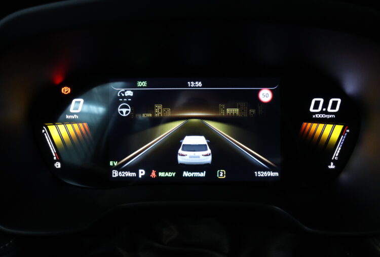 MG ZS Hybrid+