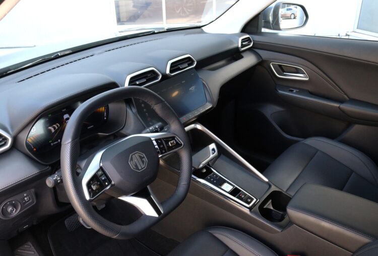 MG ZS Hybrid+