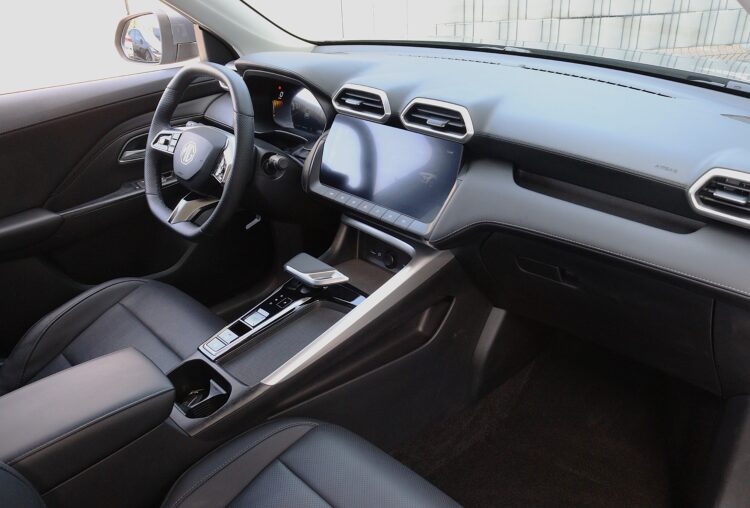 MG ZS Hybrid+