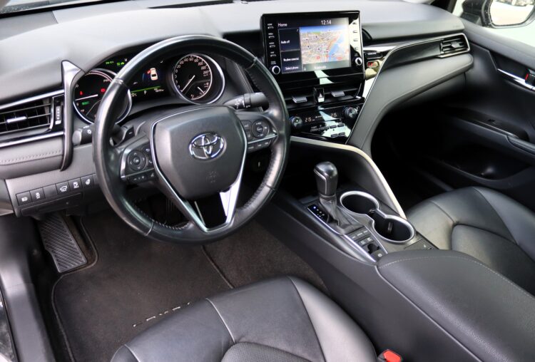 Toyota Camry Hybrid Executive