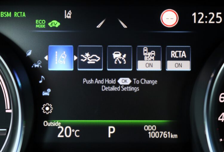 Toyota Camry Hybrid Executive