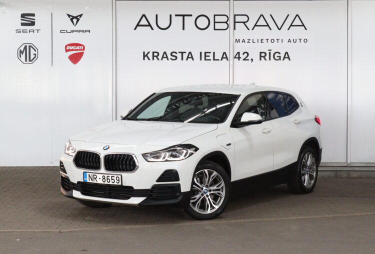 BMW X2 xDrive25e