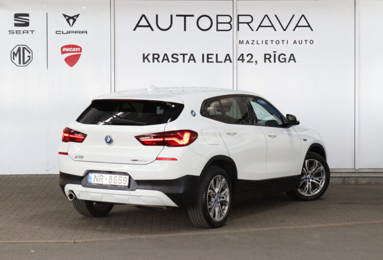BMW X2 xDrive25e