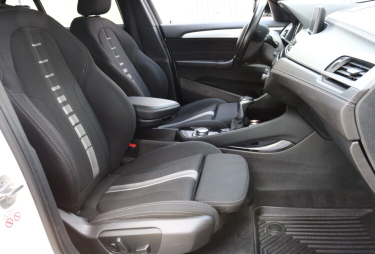 BMW X2 xDrive25e