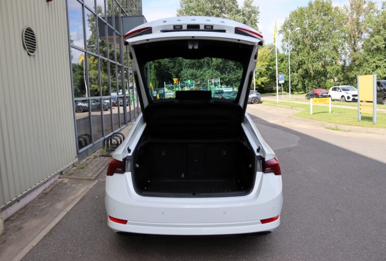 Skoda HB Elegance