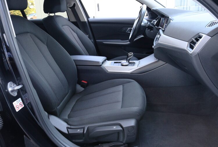 BMW 318d Touring