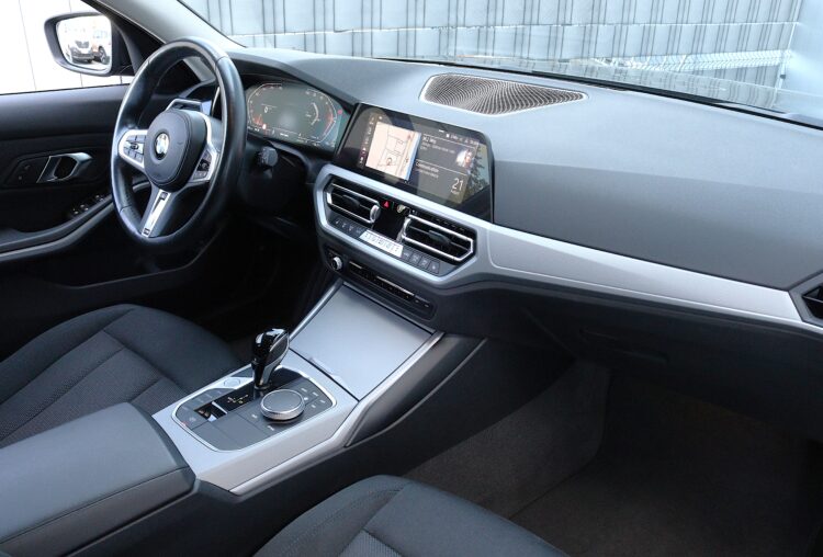 BMW 318d Touring