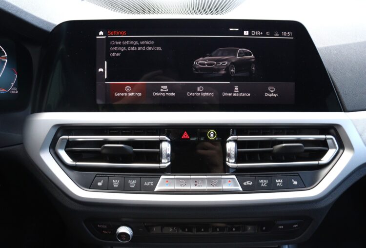 BMW 318d Touring