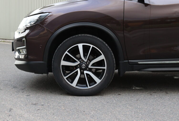 Nissan X-Trail Tekna AT