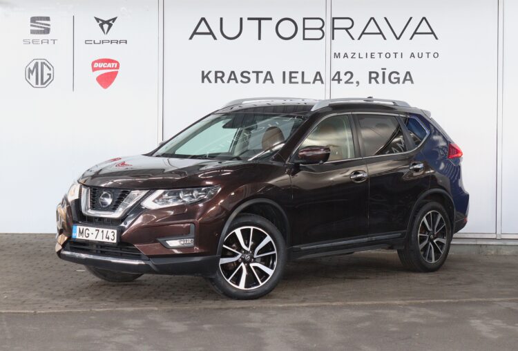 Nissan X-Trail Tekna AT