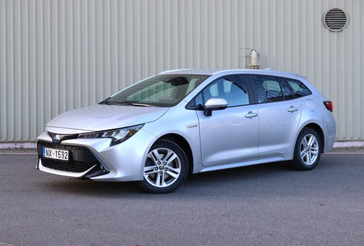 Toyota Corolla Hybrid Touring Sport