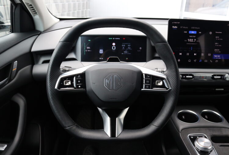 MG S5 EV