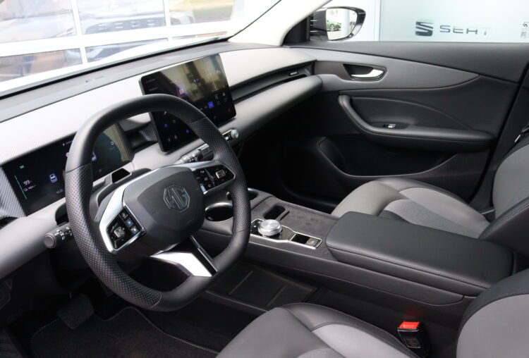 MG S5 EV