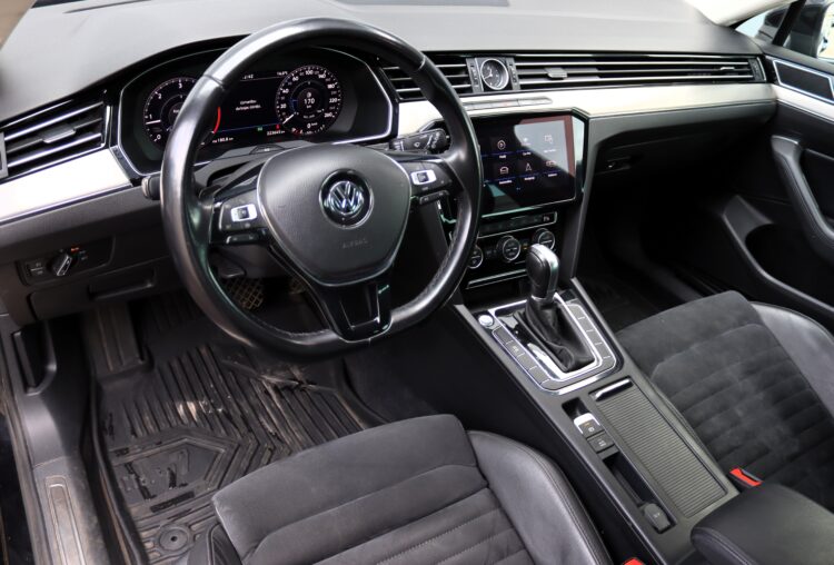 Volkswagen Passat B8 Variant R-line