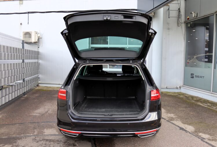Volkswagen Passat B8 Variant R-line