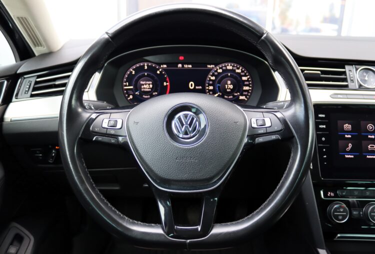 Volkswagen Passat B8 Variant R-line