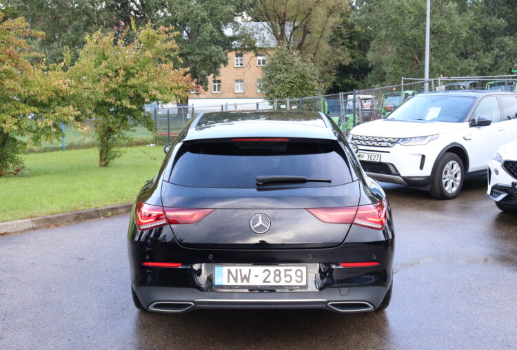 Mercedes-Benz CLA200