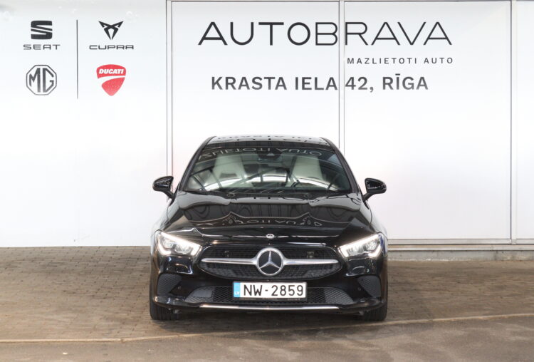 Mercedes-Benz CLA200