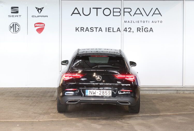 Mercedes-Benz CLA200