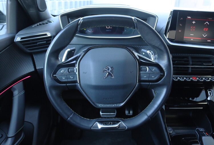 Peugeot 2008 GT line