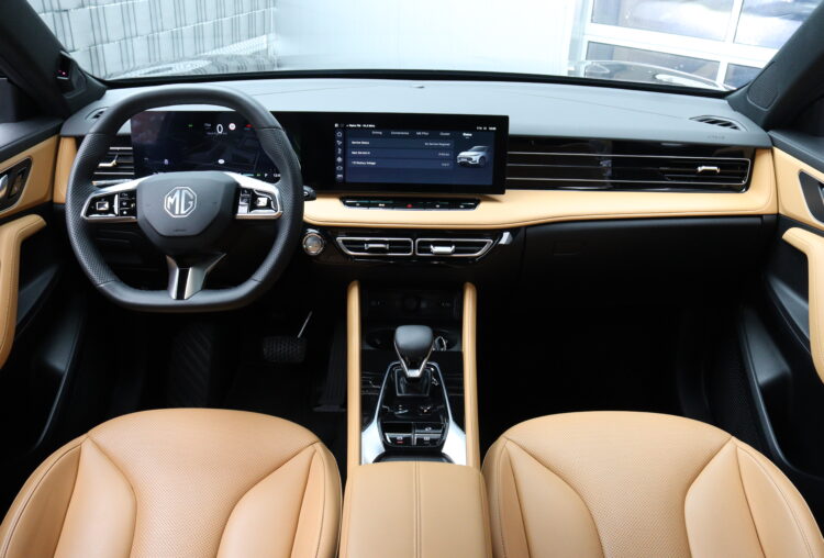 MG HS Phev